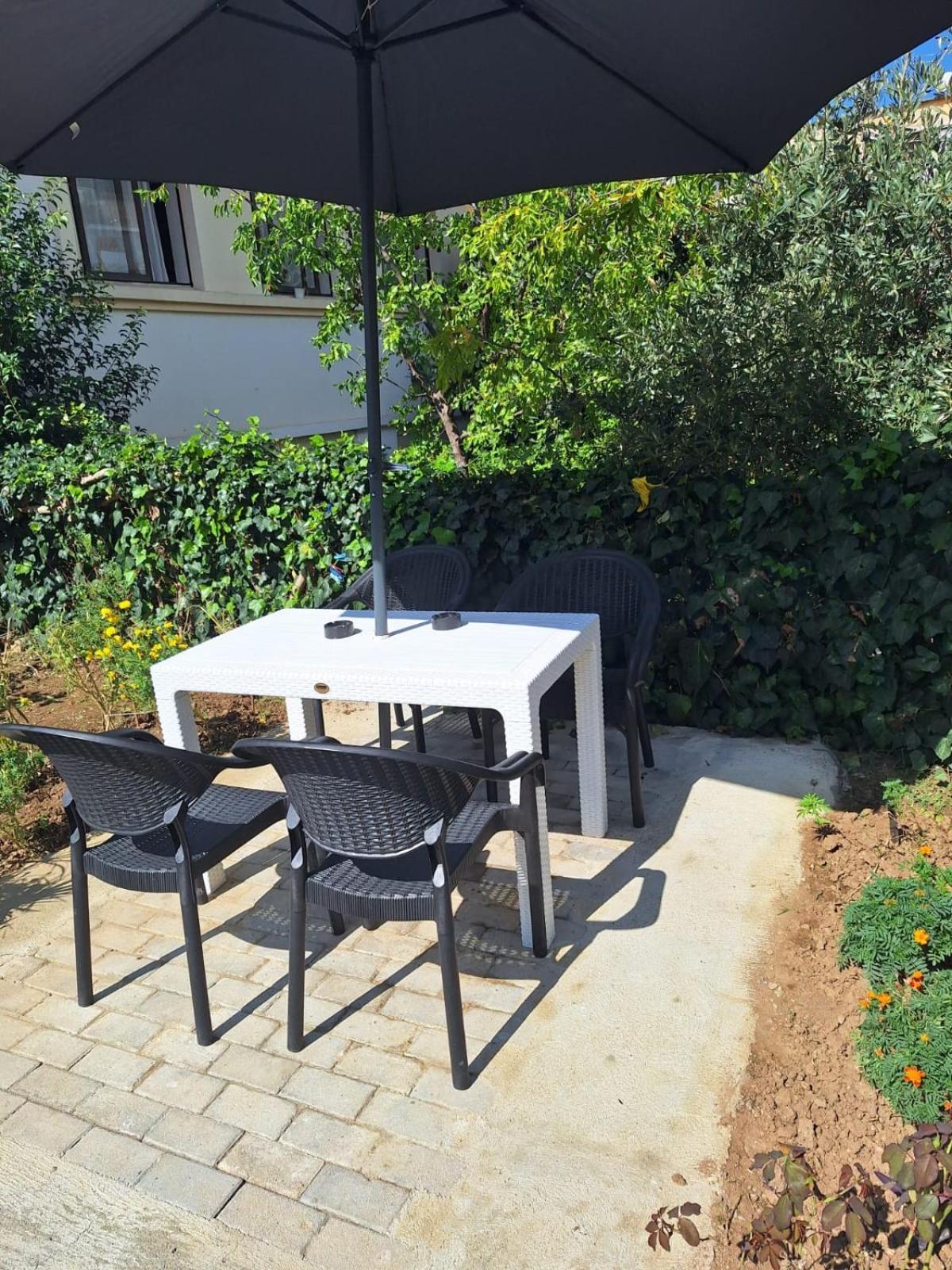 Grace Apartment City Center Tirana Exterior foto